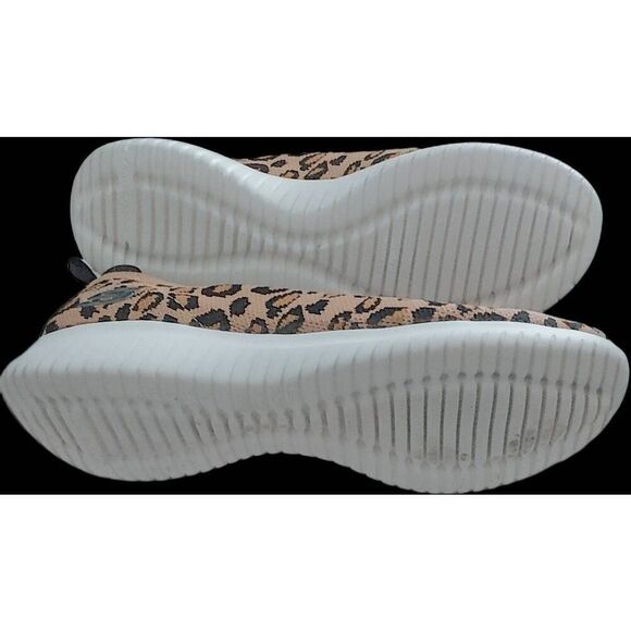 SKECHERS Wide Fit Memory Foam Air Cooled Safari Print Slip on Sneakers 10 - Picture 3 of 3